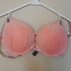 VS Bombshell Add 2 Cups!